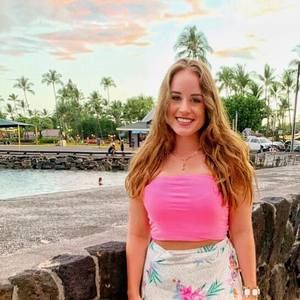 Meet your Posher, Kayla